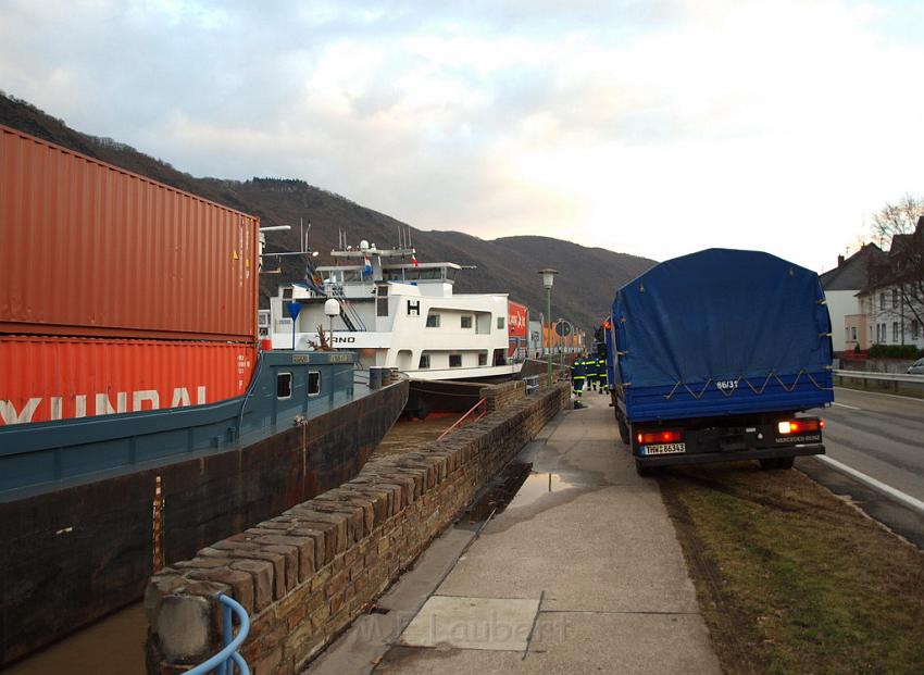 Schiff gesunken St Goarhausen Loreley P379.jpg